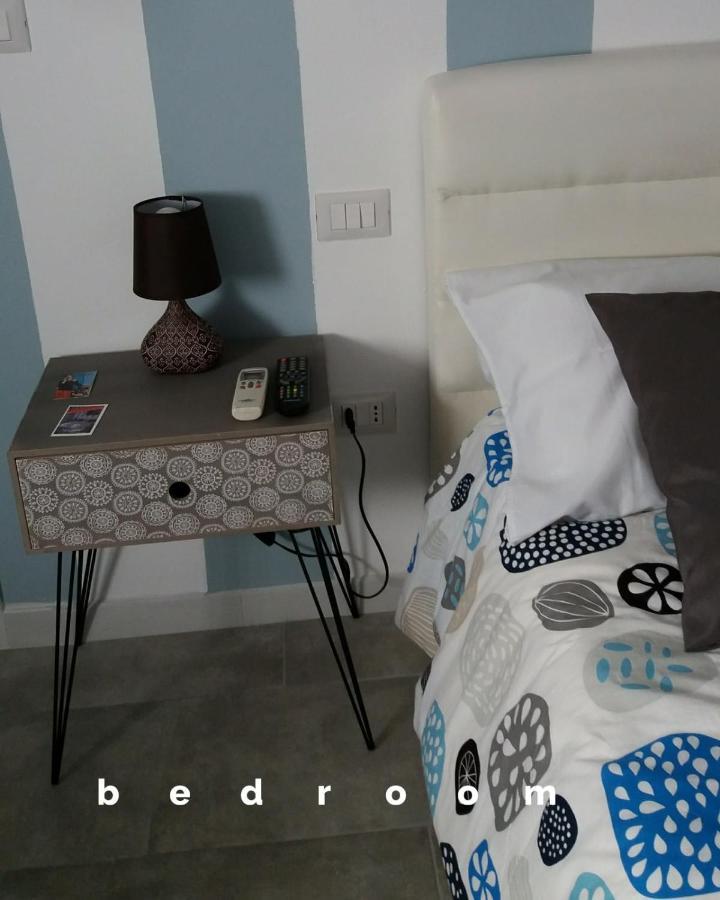 B&B A Casa Dell'Artista Casteldaccia Bagian luar foto
