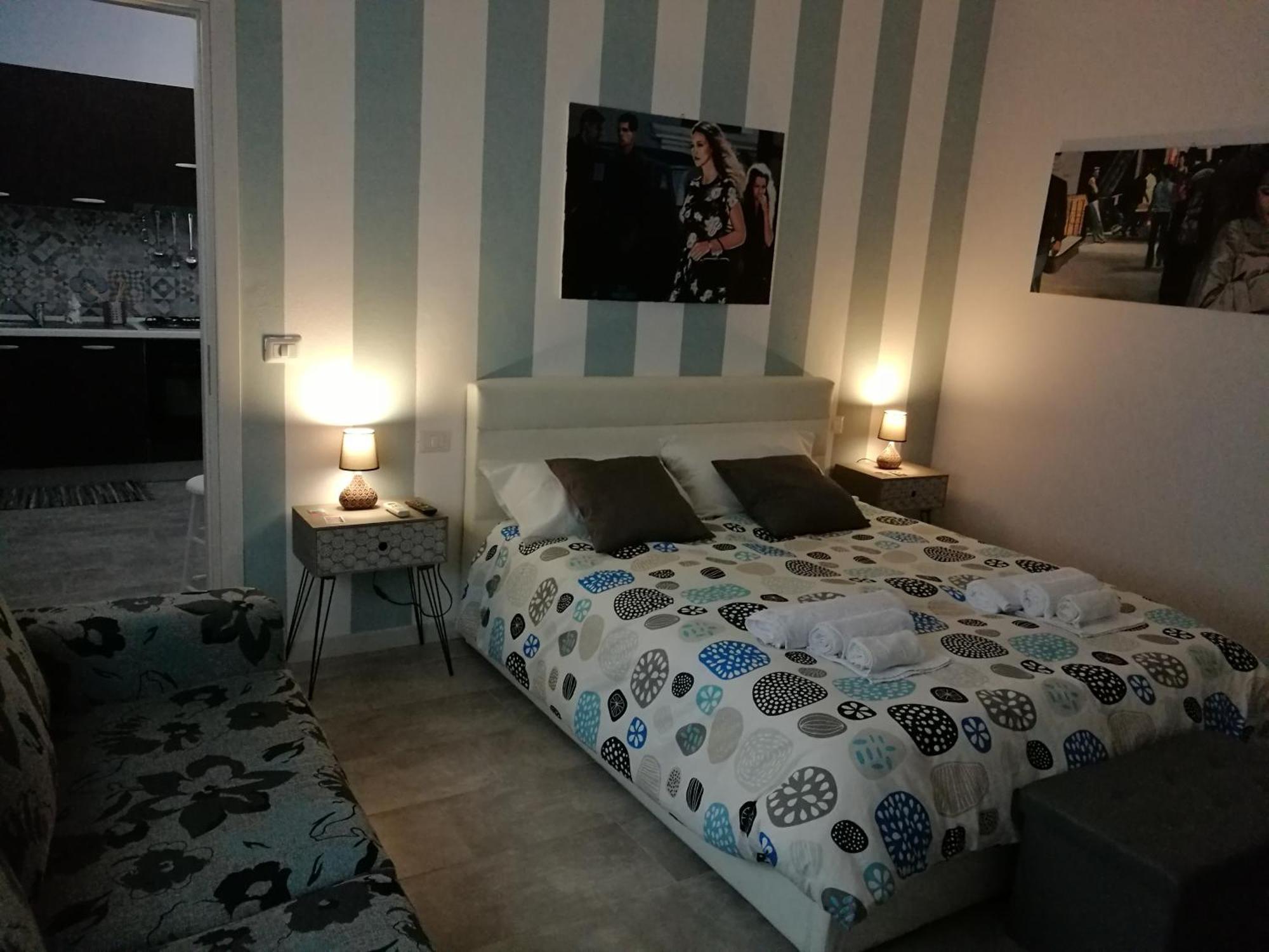 B&B A Casa Dell'Artista Casteldaccia Bagian luar foto