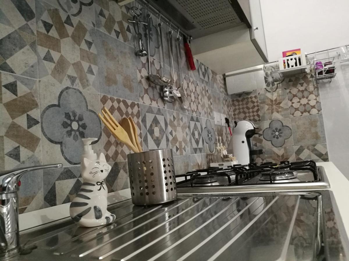 B&B A Casa Dell'Artista Casteldaccia Bagian luar foto